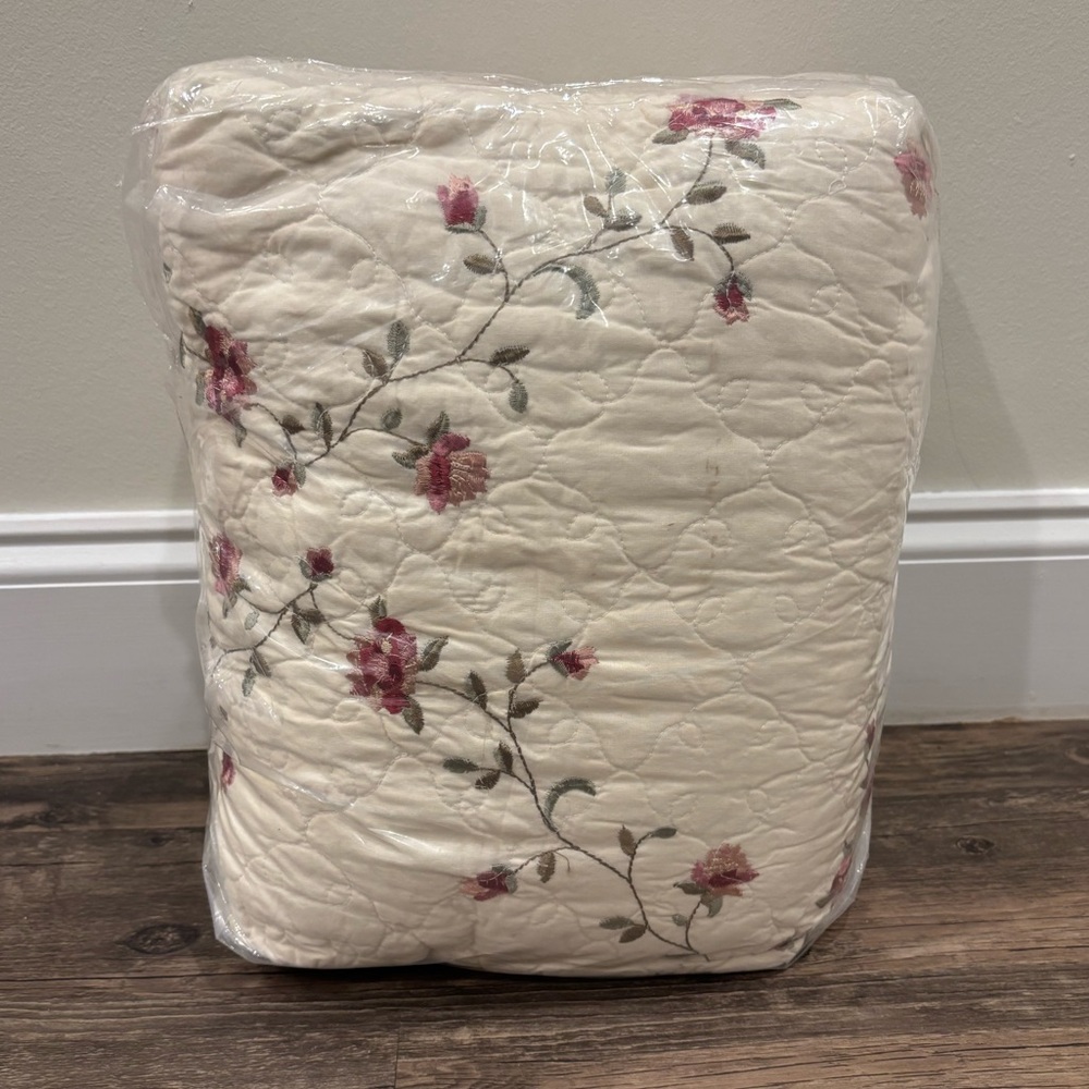 Cream Quilted Floral Coverlet with Pink Rose Embroidery